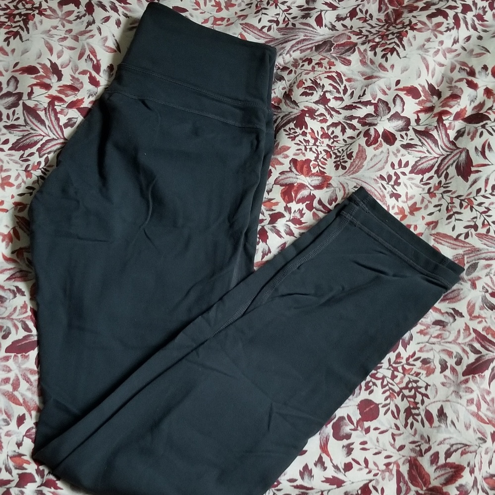 Athleta leggings - size medium